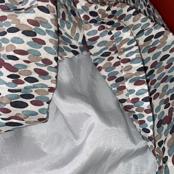 Banana Republic Pleated Silk-Blend Skirt - Picture 6 of 9